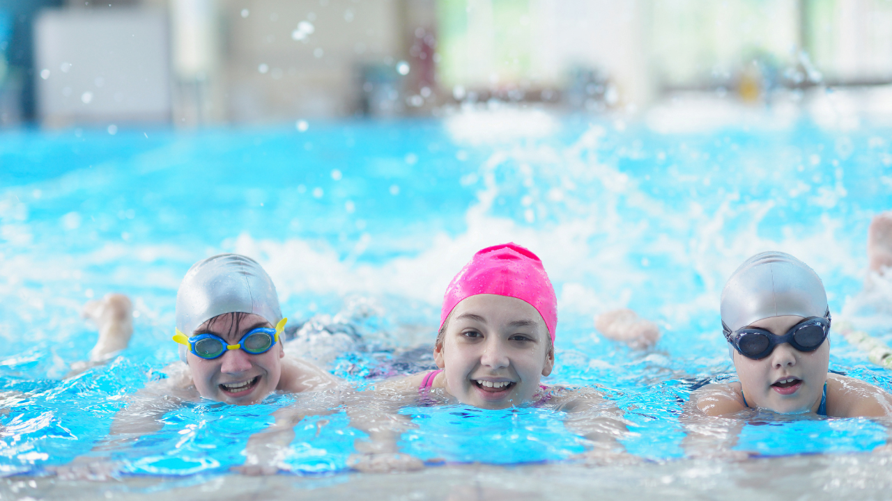 Cours de natation inclusifs pour enfants à partir de 5ans